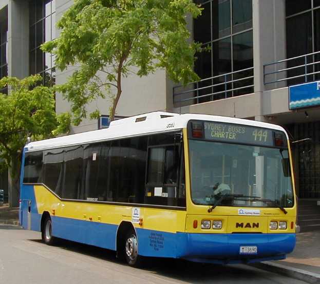 Sydney Parramatta Explorer MAN 11.220 Ansair Orana 3690